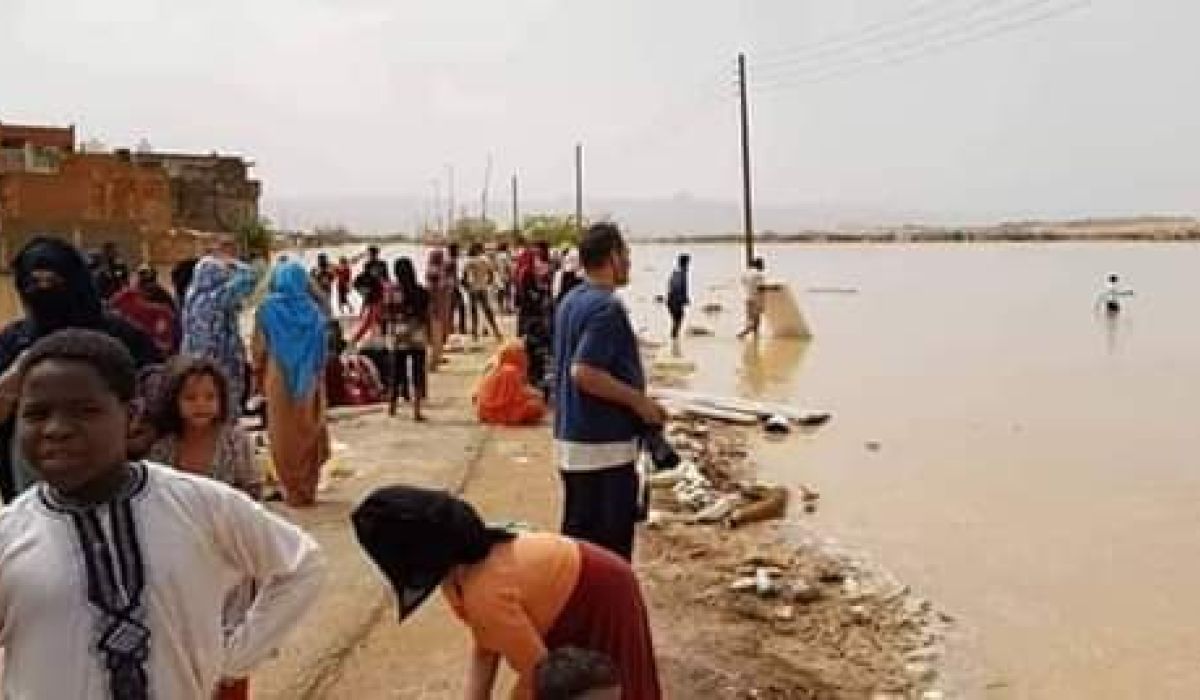 فيضانات غات تتسبب في أضرار مادية جسيمة والأرصاد الجوية تتوقع انفراج الأزمة قريباً
