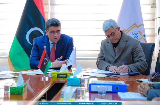خاص.. "الغويل" لصدى: الحكومة بررت تأخر دفع الرواتب وسببه الإجراءات الروتينية كل بداية سنة مالية