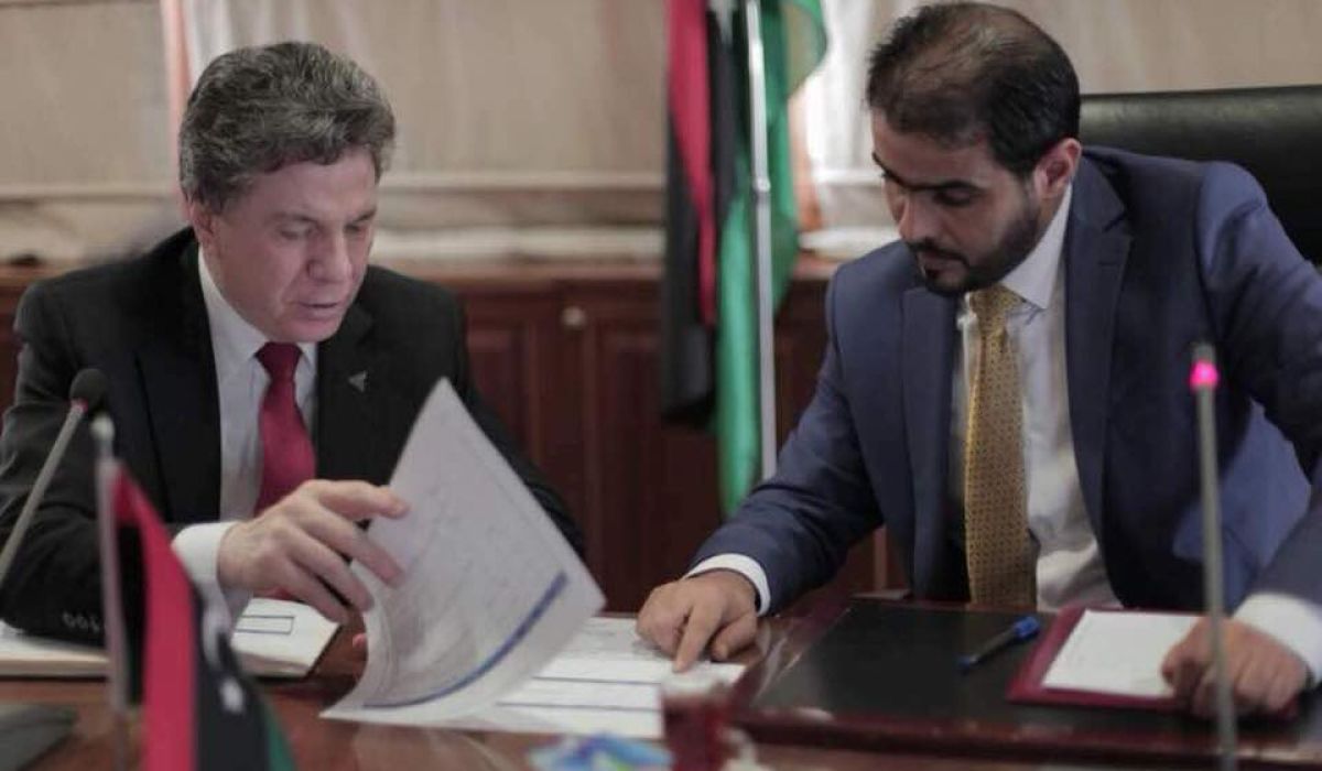 وزارة المالية والمصرف الليبي الخارجي يناقشان القروض الليبية للدول الإفريقية