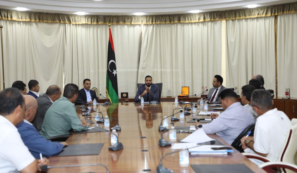 وكيل وزارة الاقتصاد يعقد اجتماعاً لمناقشة خطتها للربع الأخير من العام