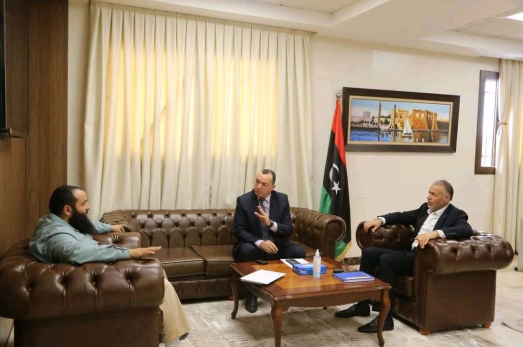 المركزي ينشر بياناً عن الإيرادات والإنفاقات