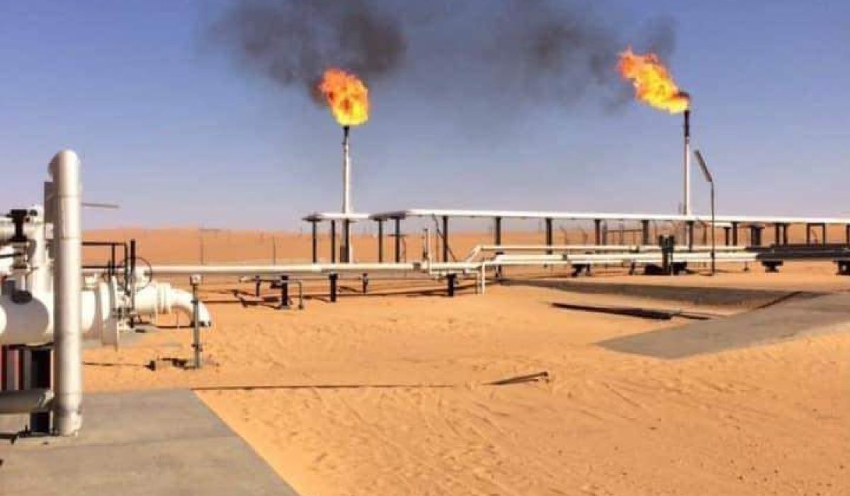 أويل برايس: جميع الحقول النفطية أغلقت في البلاد وهذه الخسائر