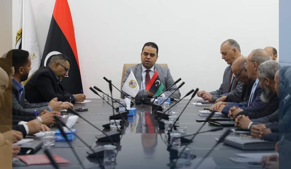 "العابد" يبحث ملف الإفراجات المالية مع عدد من مديري مكاتب العمل بالمناطق على مستوى ليبيا