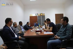ليبيانا تقوم بحملة صيانة في زوارة وتجتمع مع عميده
