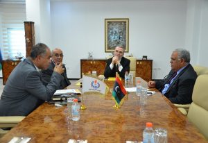 اجتماع المؤسسة الوطنية للنفط مع شركة الجوف للتقنية النفطية