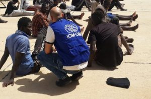 وزير الدولة المفوض لشؤون النازحين يلتقي رئيس بعثة المنظمة الدولية للهجرة لدي ليبيا