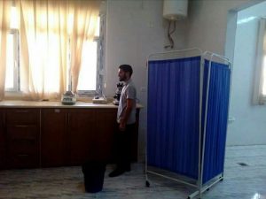 مدير إدارة الخدمات الطبية بنى وليد يتفقد مخازن الأمداد الطبي والمركز الصحي بالمدينة
