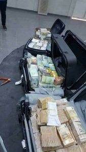 محاولة تهريب العملة عن طريق مطار مصراتة 