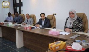 وزير المواصلات يجتمع بمسؤولي الشركة الليبية الأفريقية للطيران