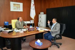 بلدية سرت تلتقى مع جهاز إستثمار مياه النهر الصناعي