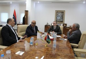الوطنية للنفط تجتمع مع شركة نفوسة بخصوص حوض غدامس
