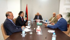 المجبري يجتمع مع لجنة متابعة الأجهزة الرقابية بمجلس النواب الليبي