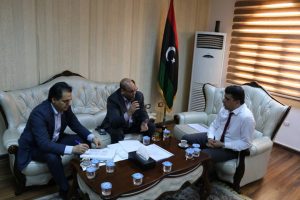 فتحي المجبري يلتقي خالد شكشك للتشاور حول الترتيبات المالية 2018
