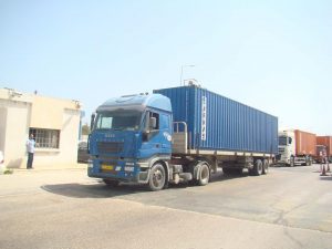 المنطقة الحرة بمصراته تُفعل منظومة لمراقبة خروج البضائع الواردة عبر مينائها