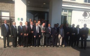 المؤسسة الوطنية للنفط تناقش مع الشركات البريطانية دعم طموحها لزيادة الإنتاج إلى 2 مليون برميل يوميا