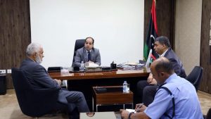 معيتيق يناقش مع وزيري الخارجية والداخلية كيفية الحد من ظاهرة التهريب