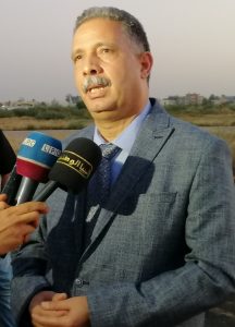 بالصور.. آثار القصف على مطار معيتيقة وجولة وزير المواصلات لمرافقه