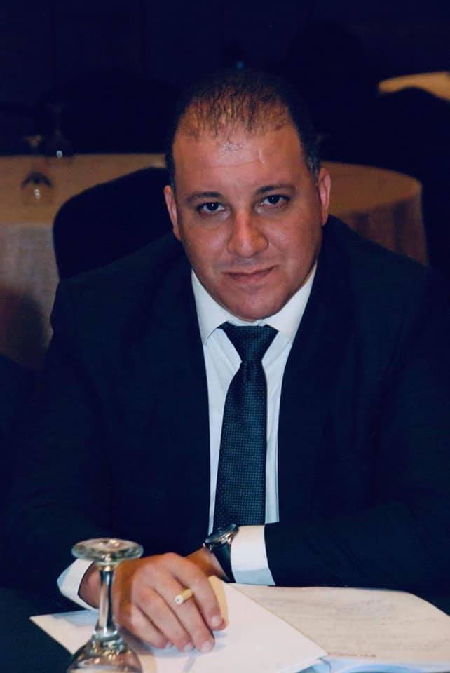 المواطن والمسئول والمحلل الاقتصادي وجهاً لوجه أمام ضريبة النقد الأجنبي