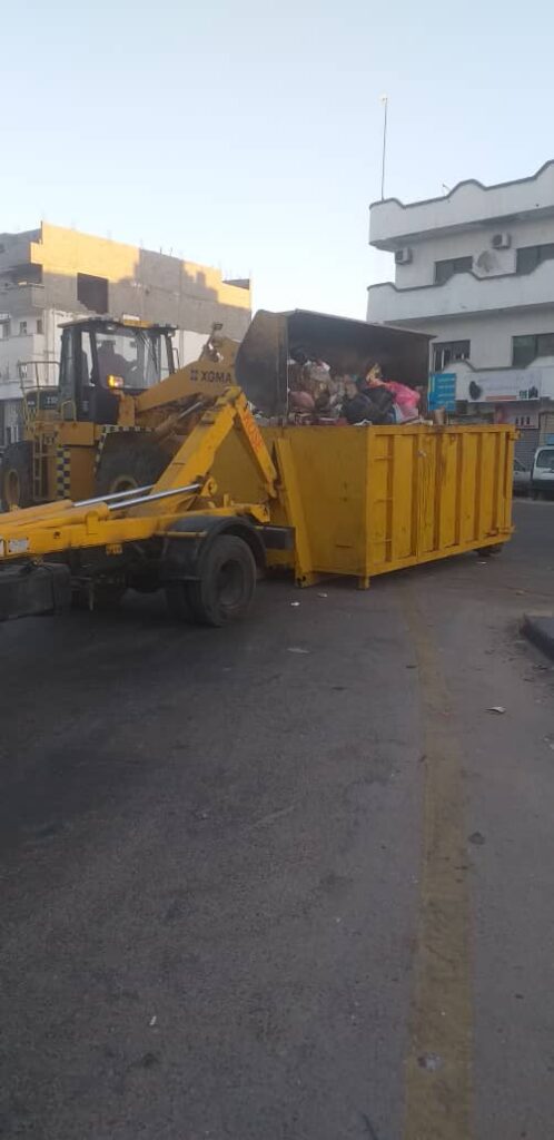 شركة الخدمات العامة تطلق حملة واسعة لتنظيف كافة شوارع طرابلس