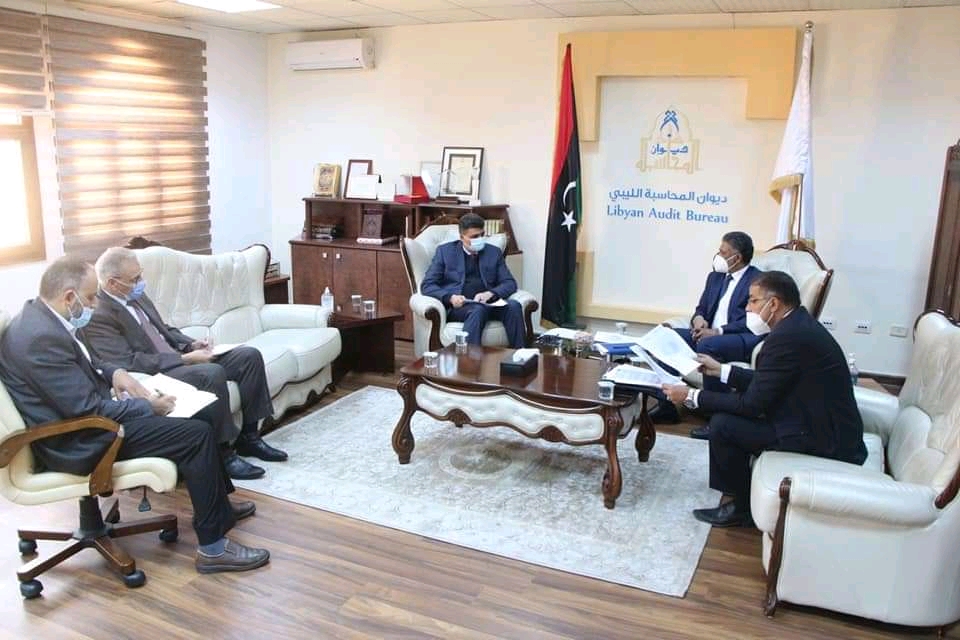 ديوان المحاسبة يجتمع لمناقشة أوضاع الكهرباء بأوقات الذروة الصيفية