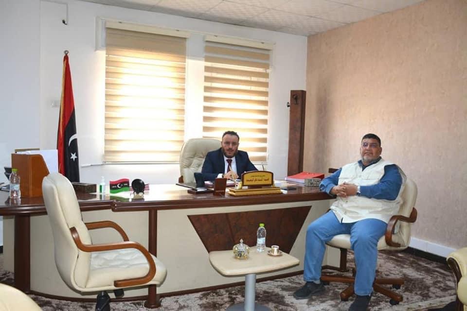 وكيل وزارة الصناعة بالحكومة يستلم مهامه رسمياً اليوم الأربعاء