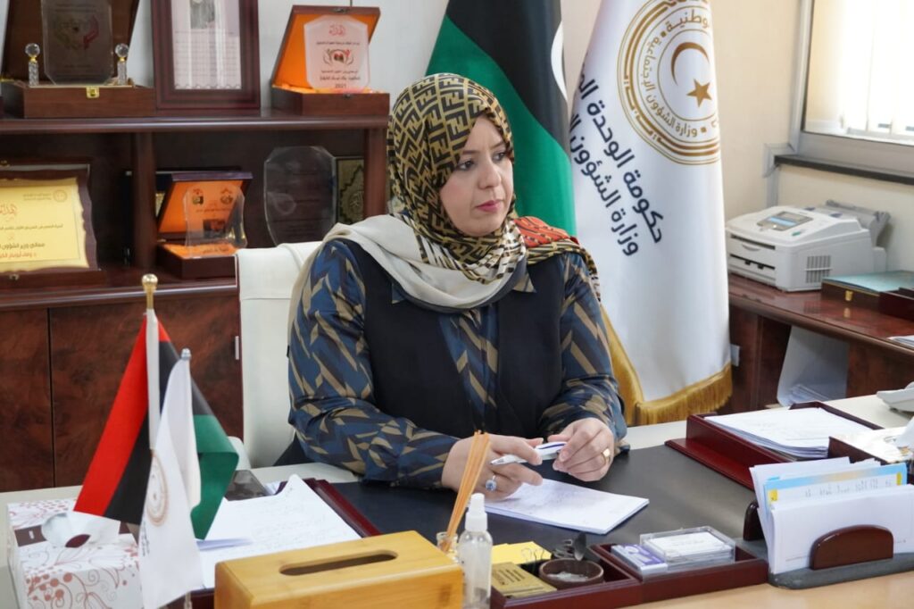 الشؤون الاجتماعية والعمل والتأهيل يبحثان آلية التعاون المشترك وعدة مواضيع هامة