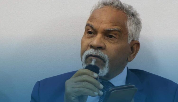 الليبيون بين منصتين: البنك المركزي للعملات وحكومة الدبيبة للحفلات!