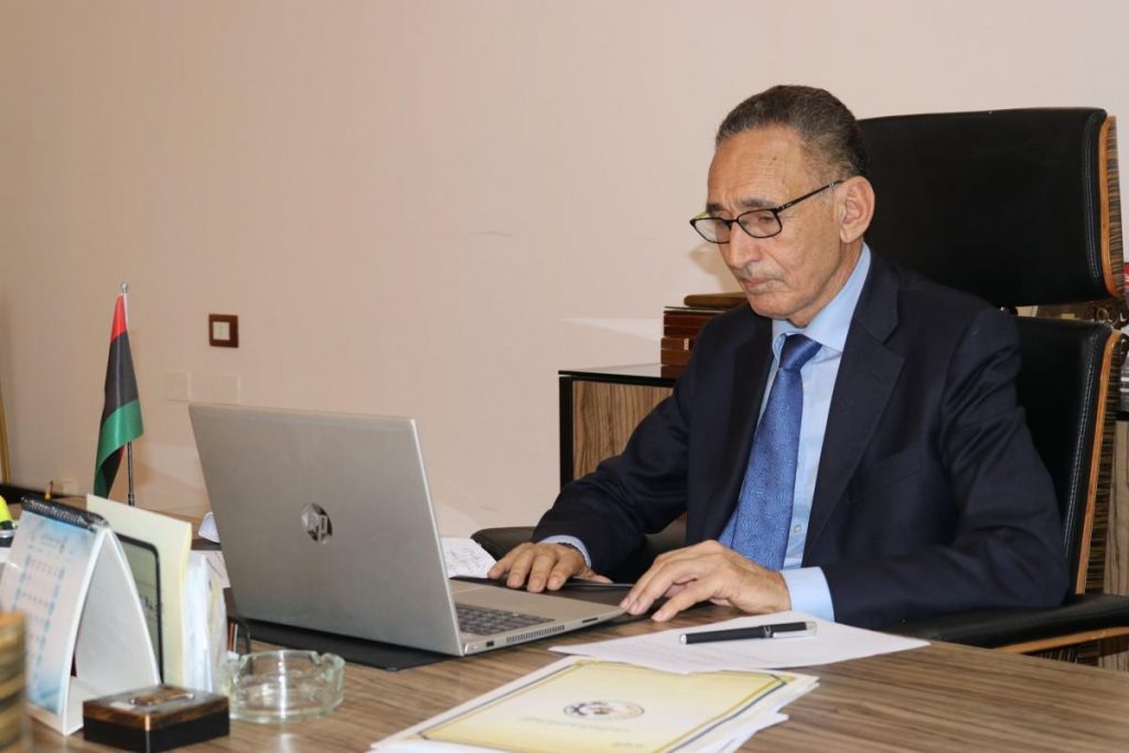 مع قرب إنتهاء مدة سحبها المحددة.. ما مصير ال50 دينار؟