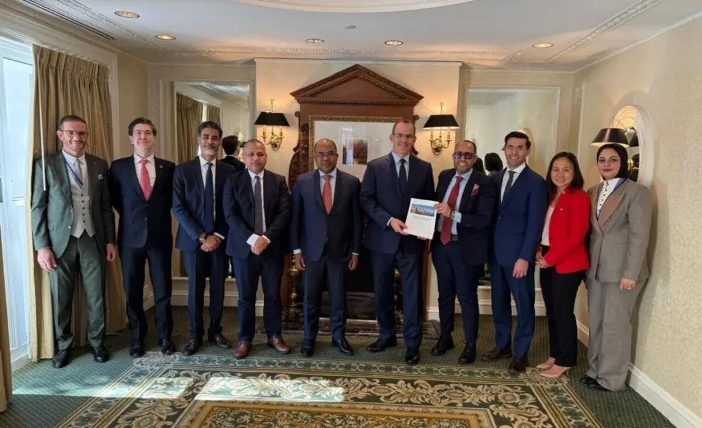 "المانع": عودة الحياة لقطاع الطيران