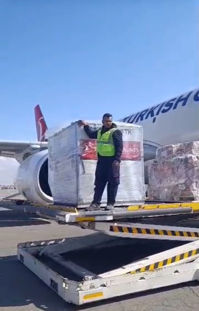 خاص.. المصرف المركزي: ندرس في تجهيز دفعة من الدولار كاش بقيمة مليار دولار لإغلاق السوق الغير الرسمي