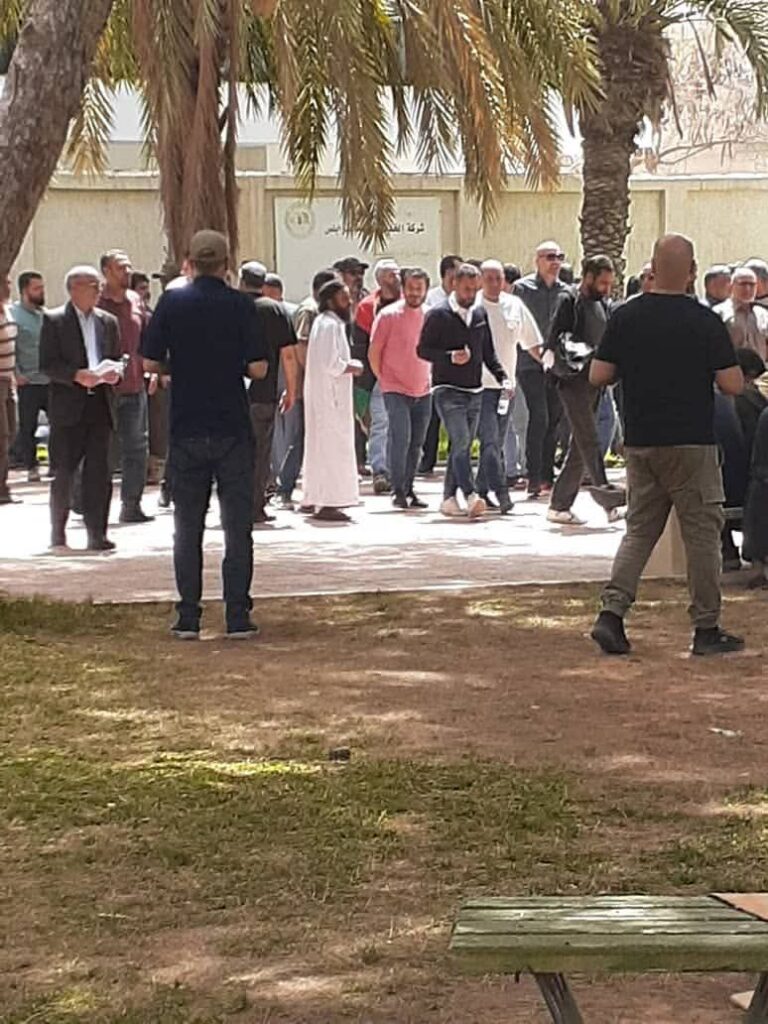 وفاة مستحقين قبل استلامها واضطرار آخرين للإيجار.. أزمة شقق طريق المطار تتجدد وسط صمت حكومي رغم أحكام القضاء وتشكيل اللجان