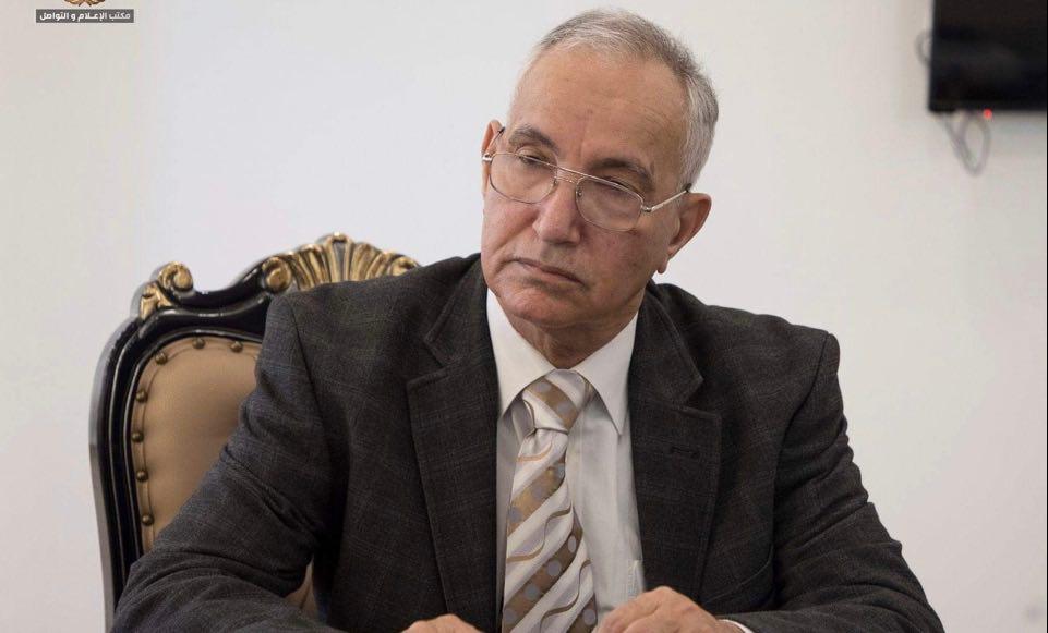 خاص.. مع ذكر الأسباب.. “مراجع غيث”: لو ضخ المركزي كافة احتياطياته سينخفض الدولار قبل أن يعاود الارتفاع .. والدولار النقدي لن يقضي على سوق السوداء