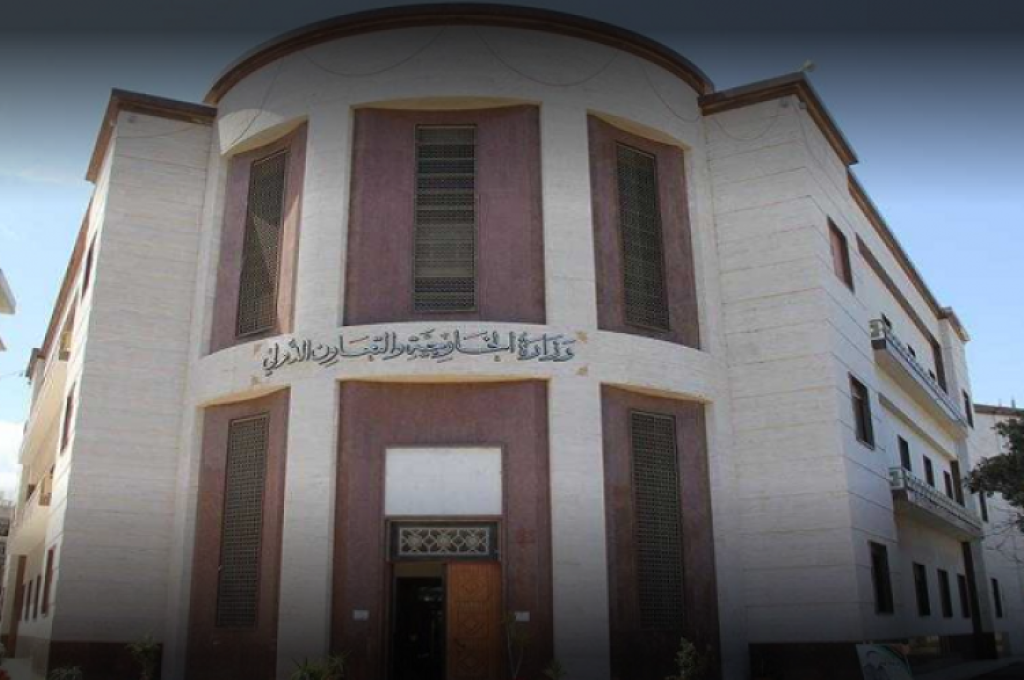 "الرئاسي" يدعو رؤساء ديوان المحاسبة والرقابة الإدارية ومكافحة الفساد والنائب العام لعقد اجتماع طارئ غدًا السبت
