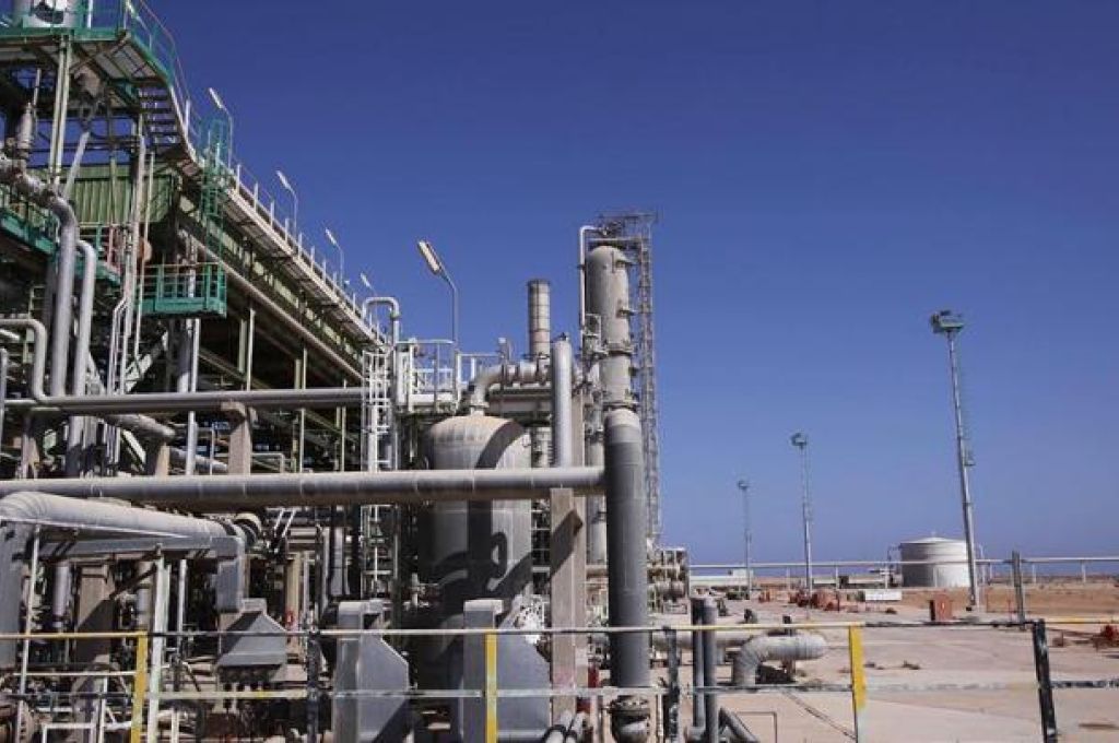 "كعبار" يرد على شكشك ويطالبه بالصمت على المخالفات بالبنك الخارجي