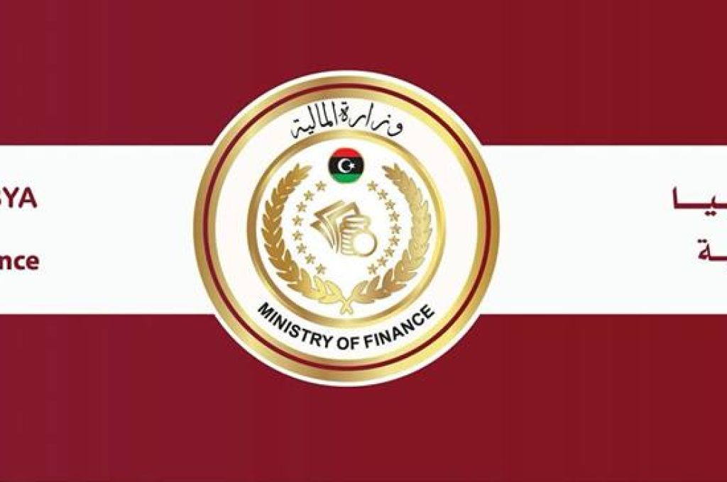وزير الاقتصاد يزور مصراته ويبحث النهوض بالقطاع الصناعي والتجاري بالمدينة