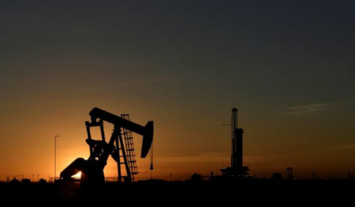 نفط ليبيا ينعش الأسواق العالمية وشركات الطاقة الأمريكية أضافت حفارات النفط للأسبوع الثالث تواليا لأول مرة منذ عاميْن