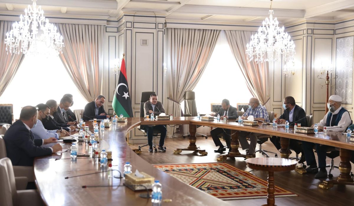 "الدبيبة" يناقش استعدادات وزارة الصحة بفترة إجازة العيد والخطط الاحترازية لمجابهة كورونا