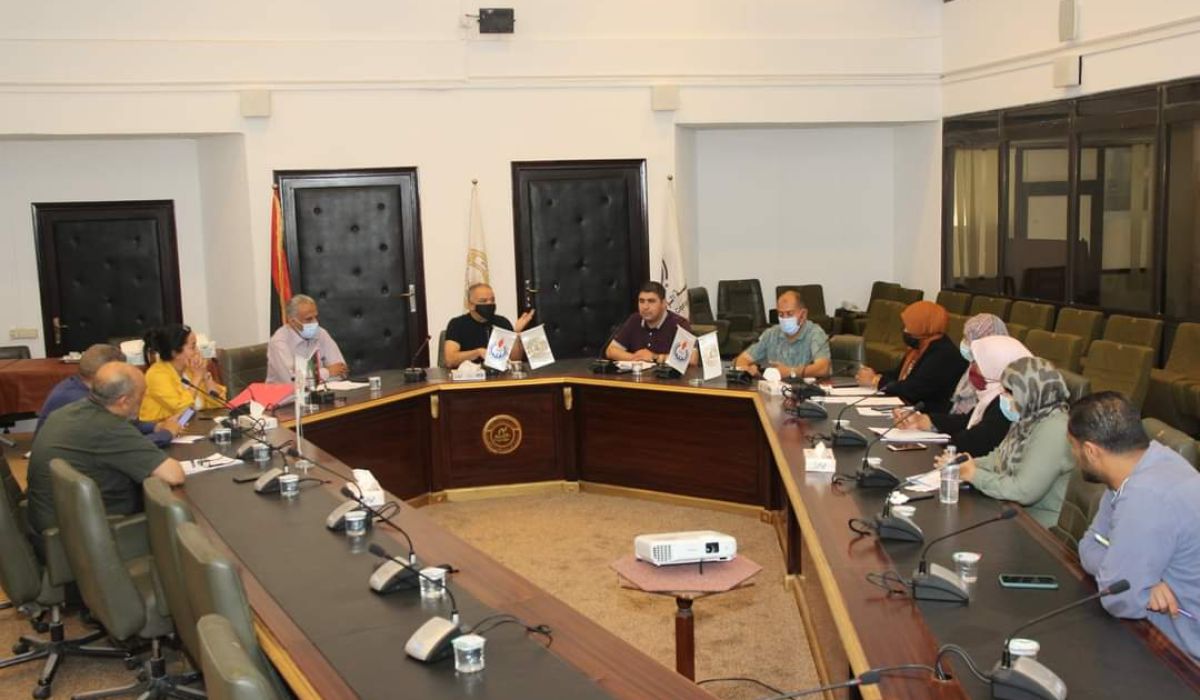 الجوف للتقنية النفطية تناقش عدة مواضيع مع إدارة الشؤون المالية والعمليات