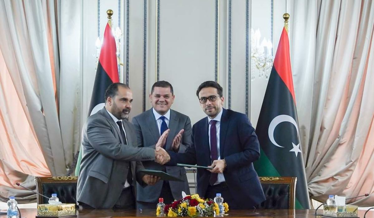القابضة للاتصالات توقع اتفاقية اطلاق مبادرة خيرية مع صندوق التضامن الاجتماعي
