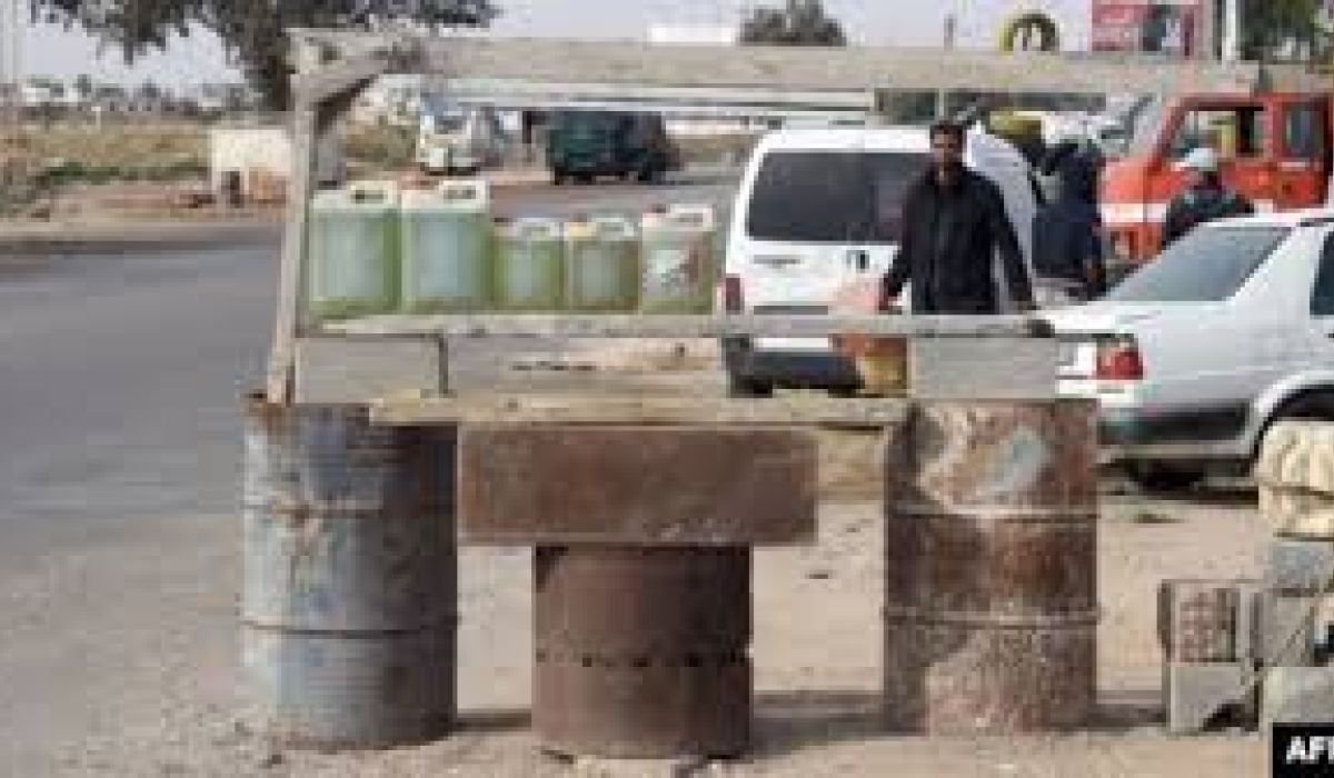 تشاتام هاوس: ليبيا الغنية بالنفط تسرب 1.3 مليون طن من الوقود للسوق السوداء سنوياً