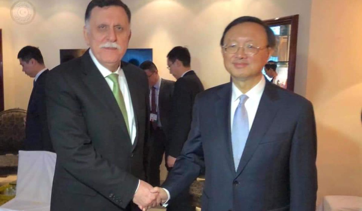 السراج يطالب الصين بدعمه من خلال عضوية مجلس الأمن لادارة أموال ليبيا المجمدة