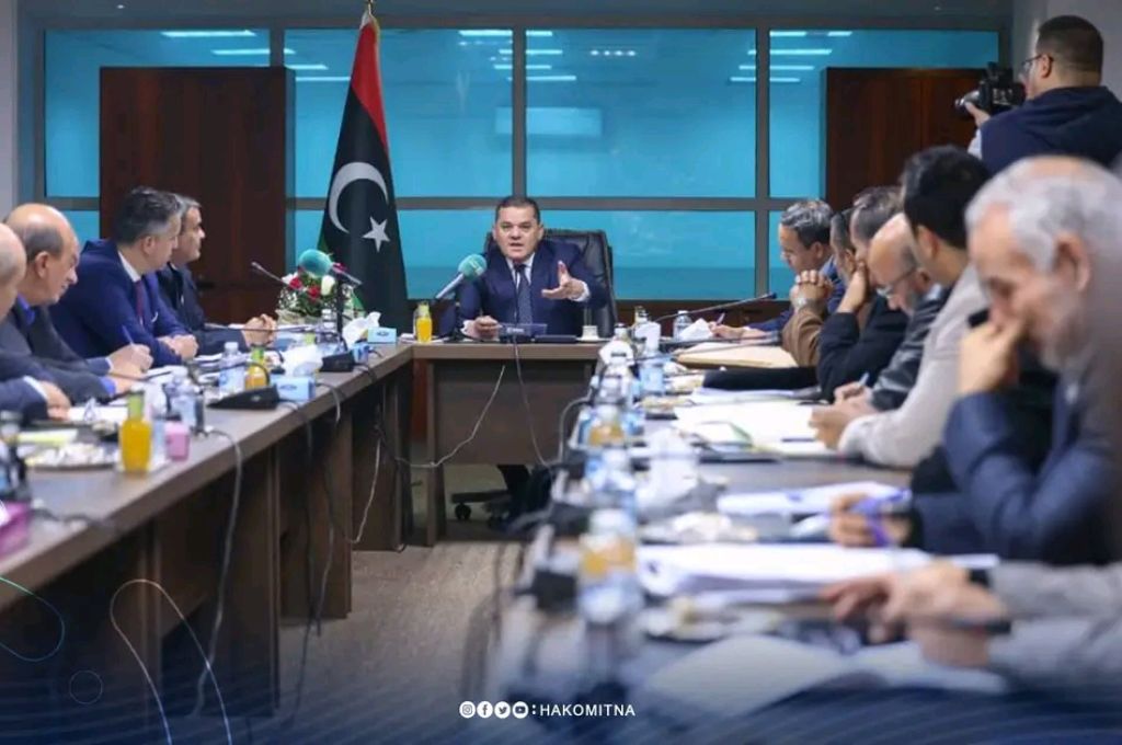 خاص..مصدر بالمجلس الوطني للحريات العامة وحقوق الانسان: الموظفين المشمولين بقرار الافراجات 920 موظف