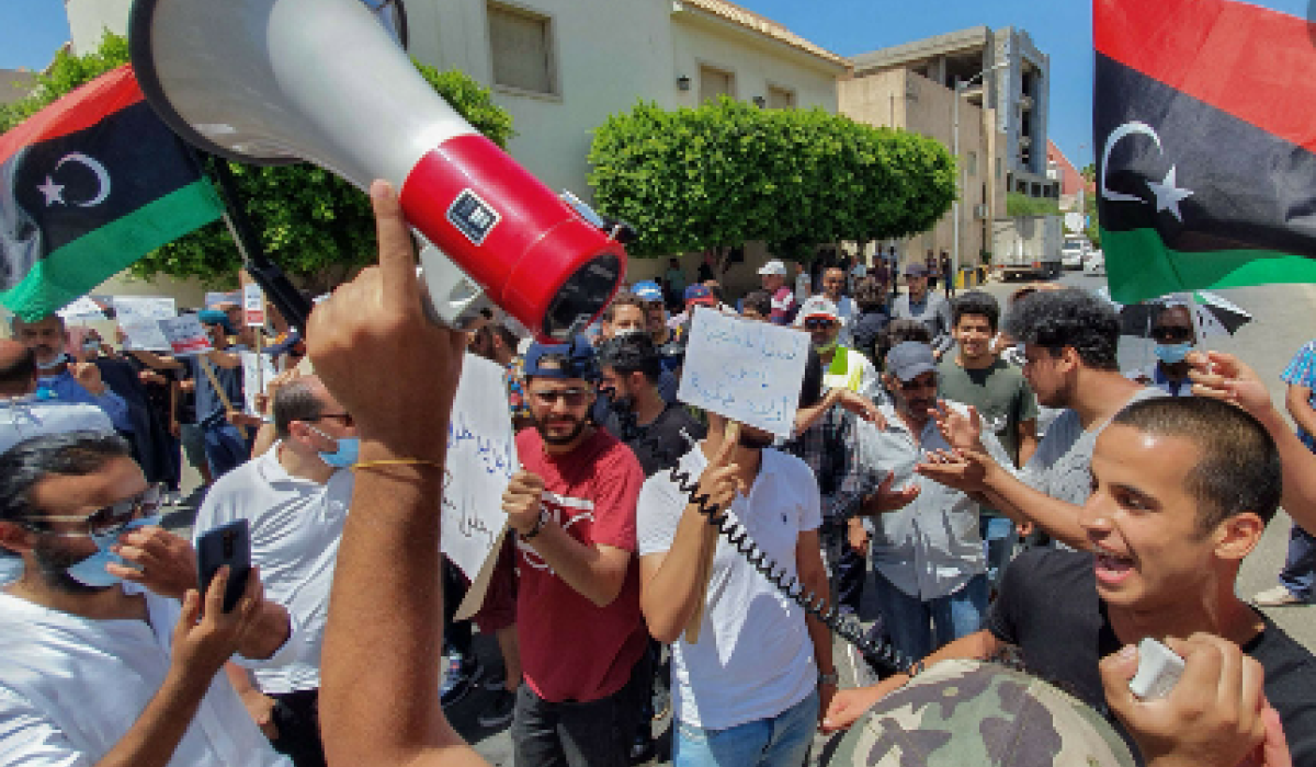 واشنطن بوست: منظمة العفو الدولية تدعو إلى إطلاق سراح المحتجين في ليبيا بسبب تردي الأوضاع الاقتصادية والمعيشية في البلاد