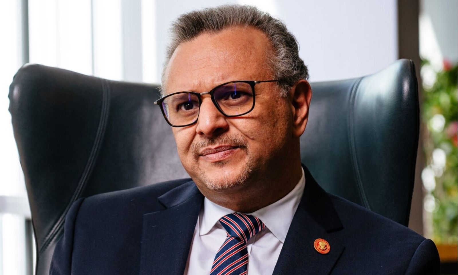 تليغراف: أكثر من 30 مليار دولار من الأموال الليبية المجمدةفي الولايات المتحدة..هل ستقبل الوحدة الوطنية بشروط مستشار ترامب؟.. إليكم التفاصيل