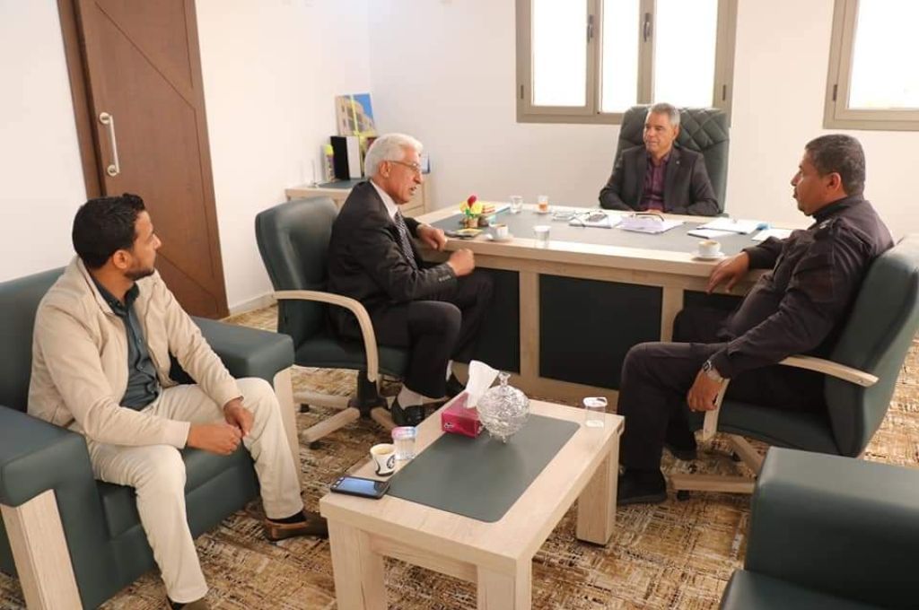 خاص: تزامناً مع عودة العمل بمركزي بنغازي.."الحبري" يستمر بممارسة مهامه