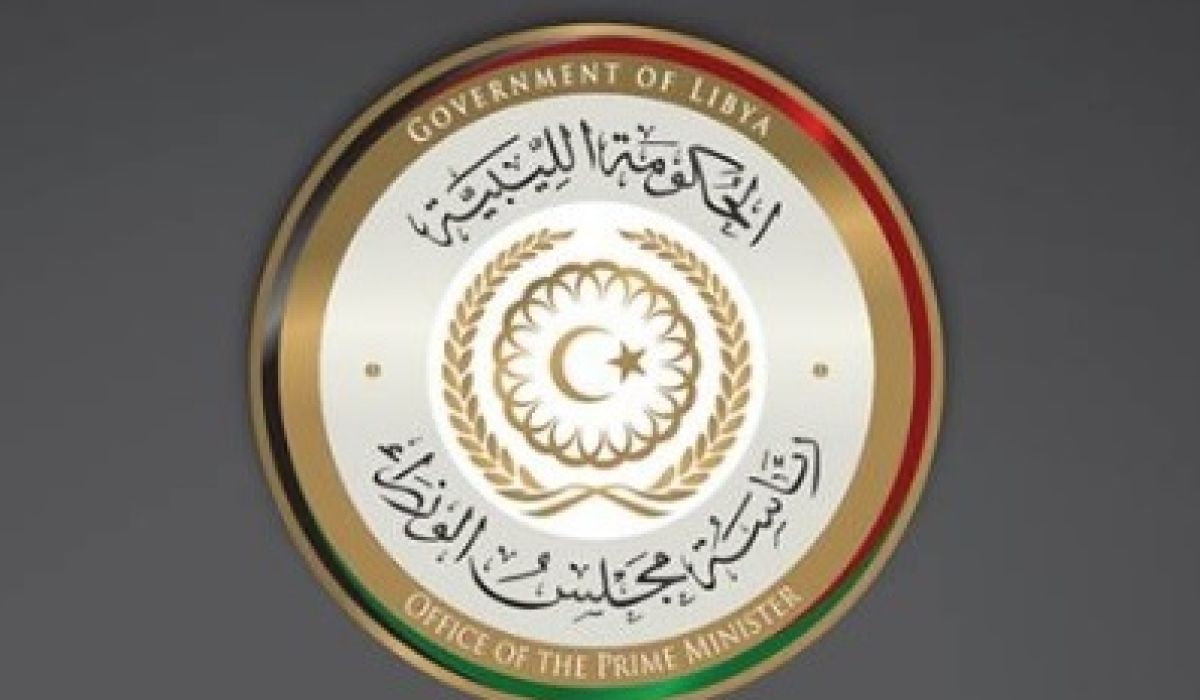 الحكومة المؤقتة تشرع في صيانة مينائي طبرق البحري والحريقة النفطي