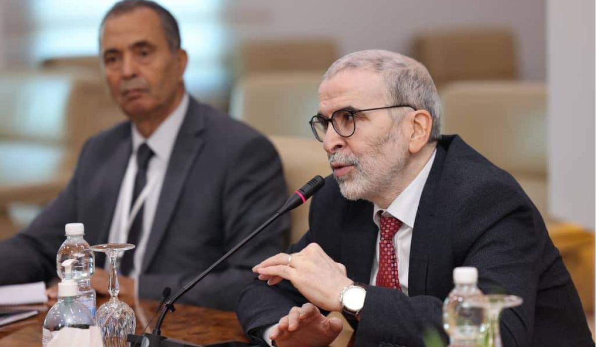 خلال اجتماعها مع المؤسسة الوطنية للنفط.. شركة "تاتنفت" الروسية تعلن استكمال حفر بئر بحوض غدامس