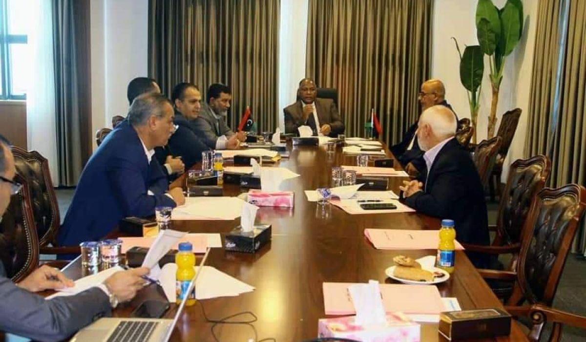 "المبروك" يؤكد على ضرورة الإنتهاء من مشروع الميزانية العامة للدولة