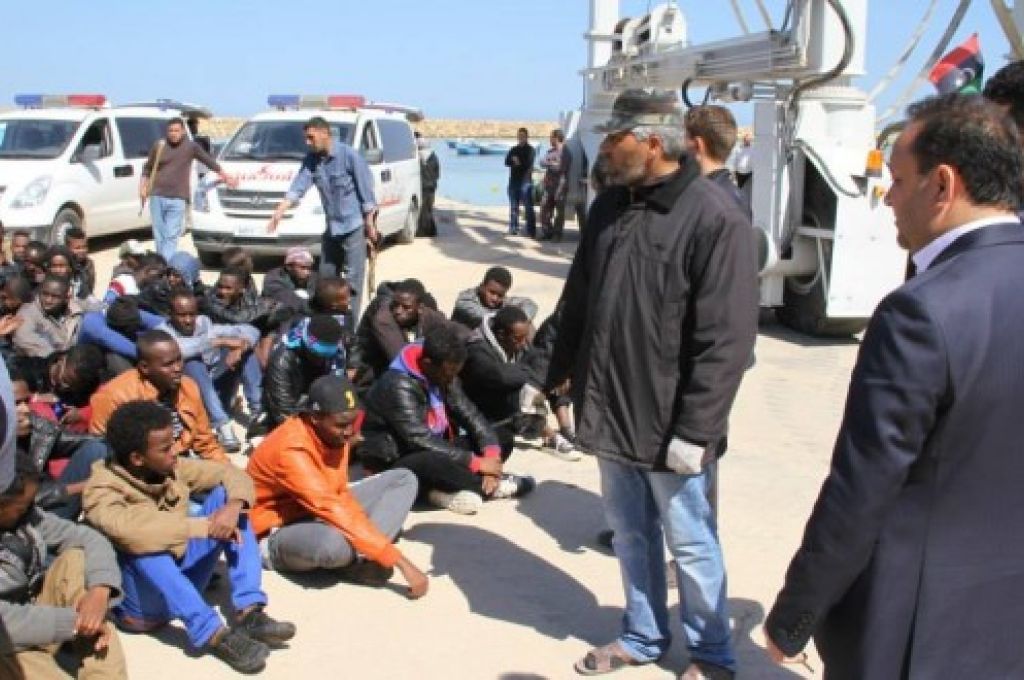 قرار وزير الصحة المكلف بشأن فتح باب الترشح لوظيفة ملحق صحي