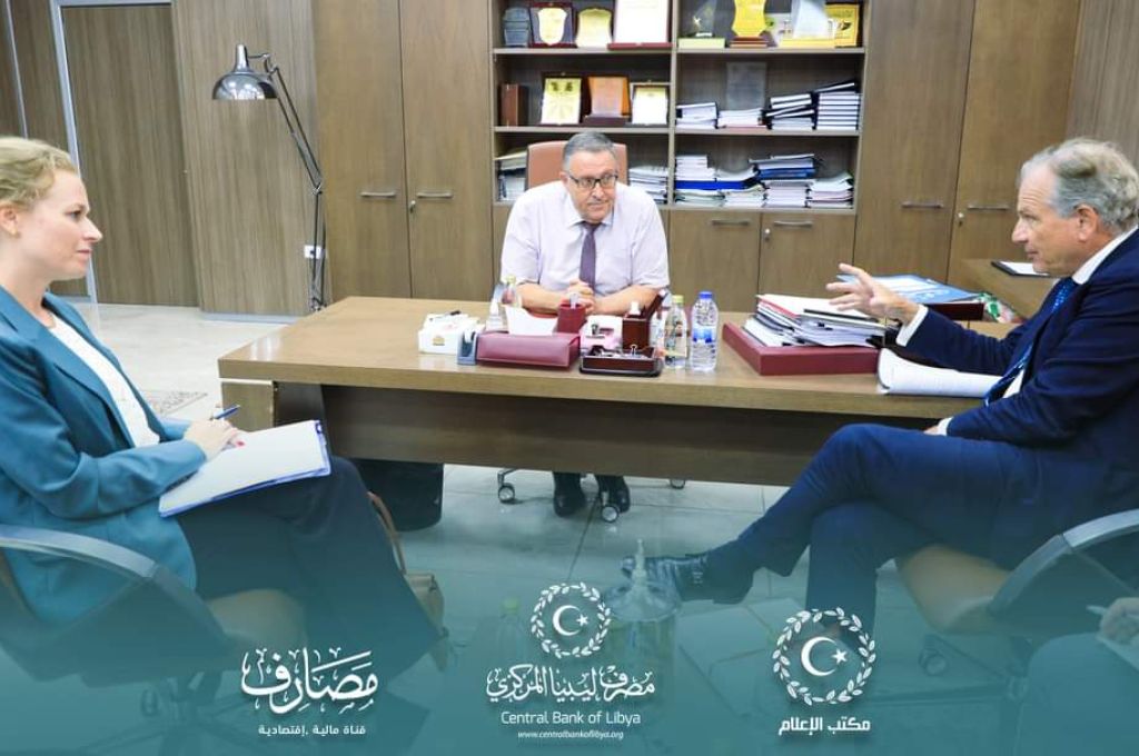 خاص.. فريق السيولة بالمركزي يرسل 60 مليون للمصارف بالمنطقة الشرقية